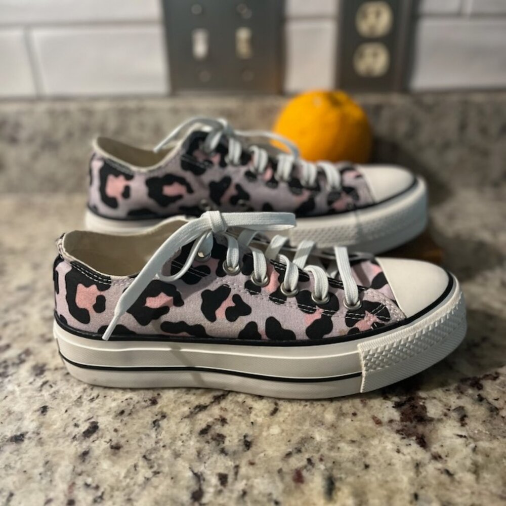 Converse - Picture 4 of 6